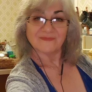 Meet your Posher, Yasemin